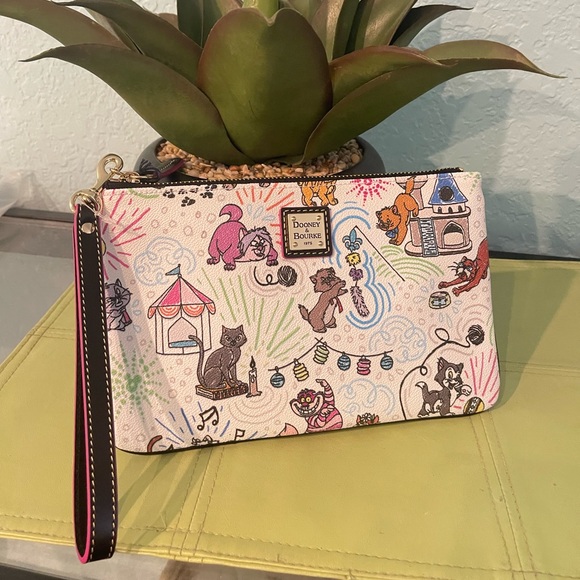 Disney Cats Sketch Dooney & Bourke Wristlet Wallet - Picture 3 of 8